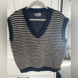 Anthropologie Find Me Now Romy Black and cream Women's Sweater Vest one size